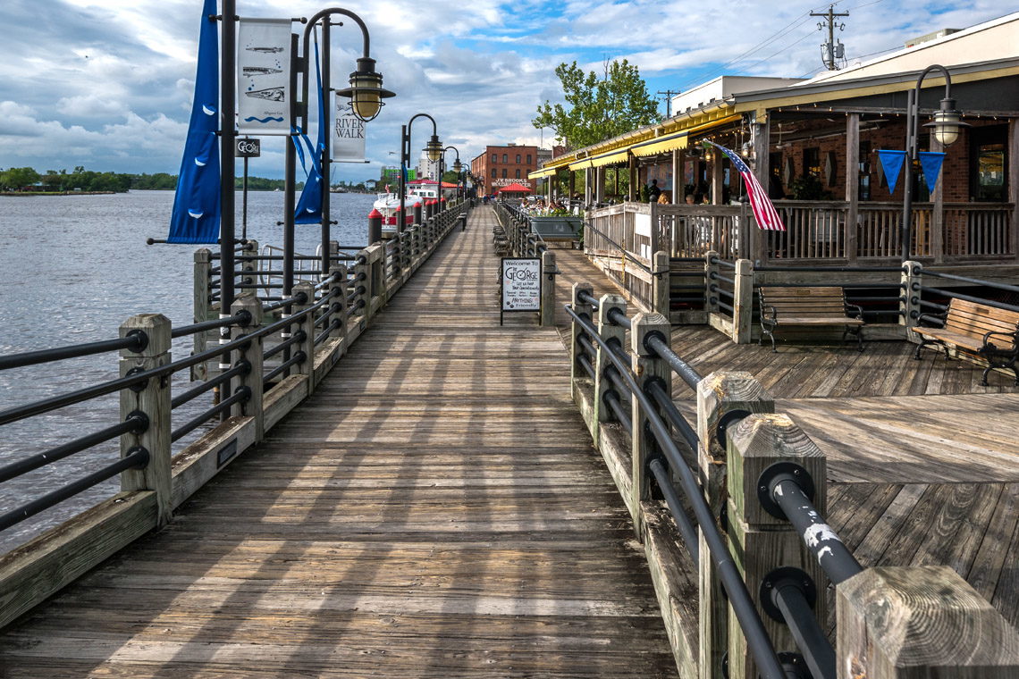 Wilmington Riverwalk - Wilmington-NC.com