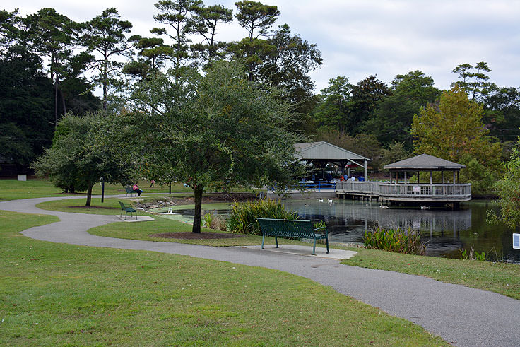 The walking path in Mclean Park in Myrtle Beach, SC