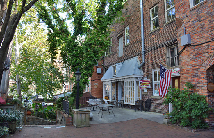 The Cotton Exchange in downtown Wilmington, NC