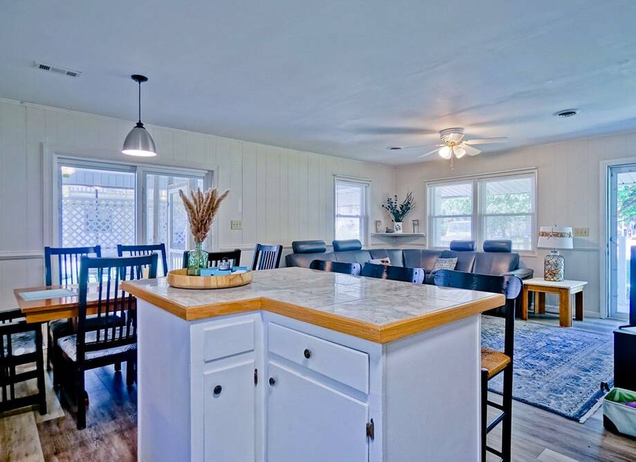 Bella's Island... Vacation rental home in Oak Island, NC