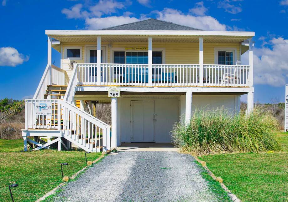 "Hakuna Matata" Vacation rental home in Holden Beach, NC