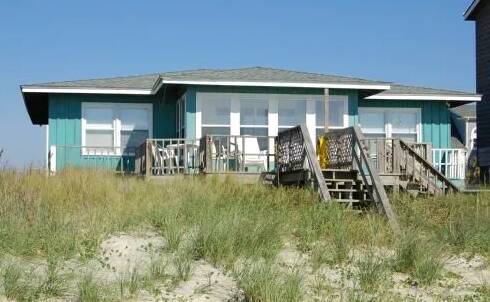 Oceanfront House w/Patio, Deck, Central ...